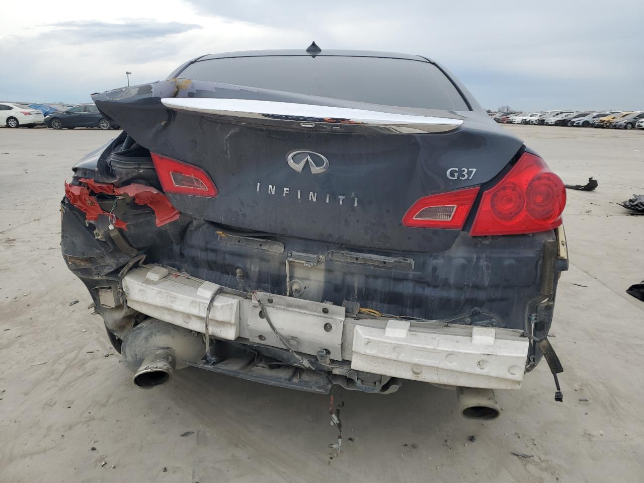2012 Infiniti G - Image 6
