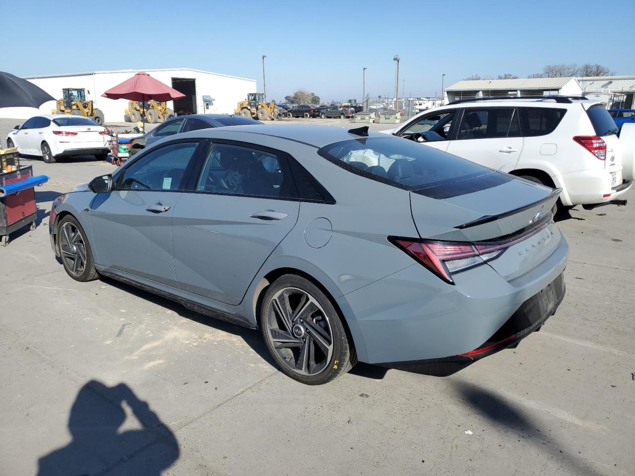2022 Hyundai Elantra - Image 2