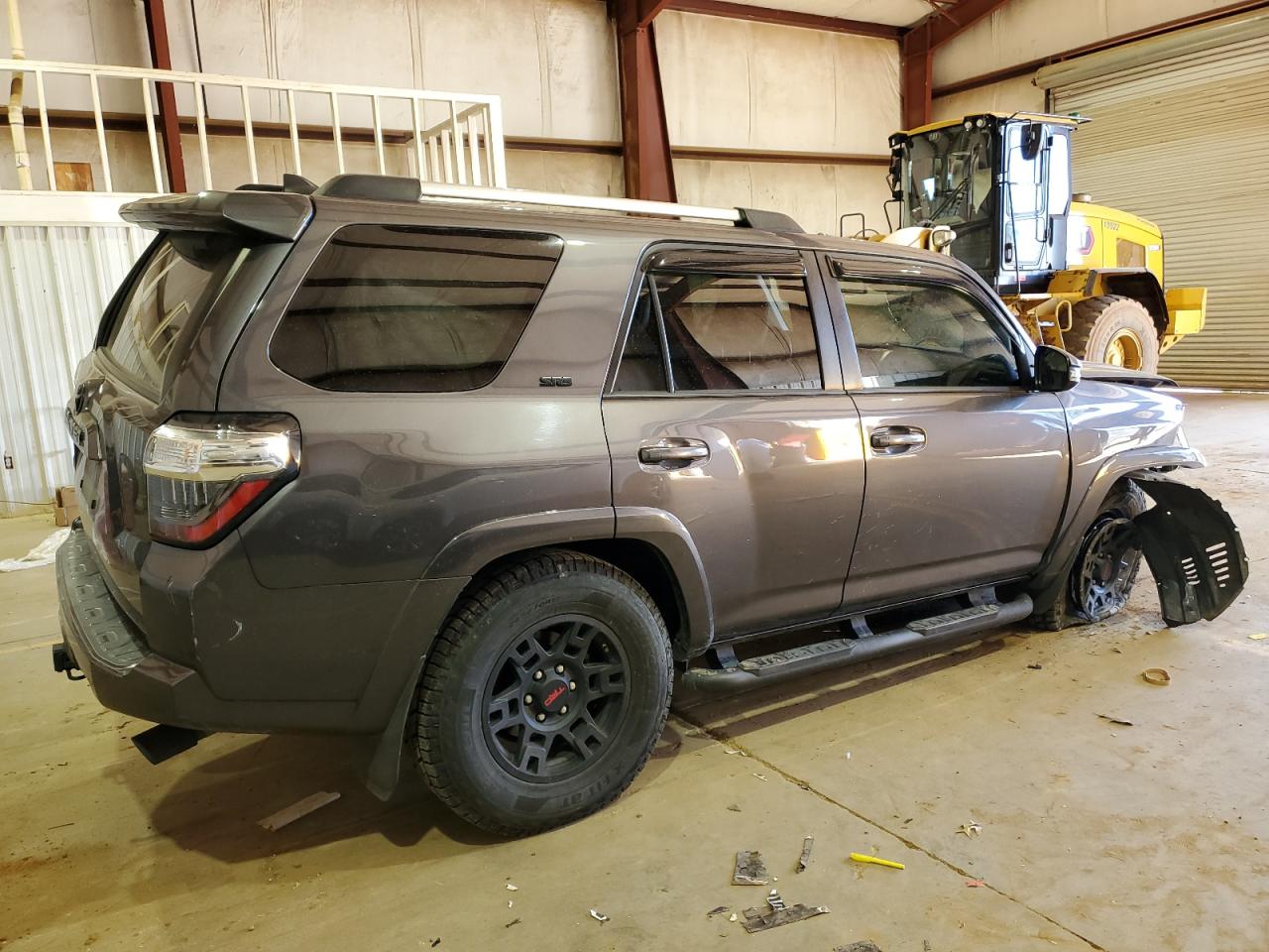 2020 Toyota 4Runner - Image 3