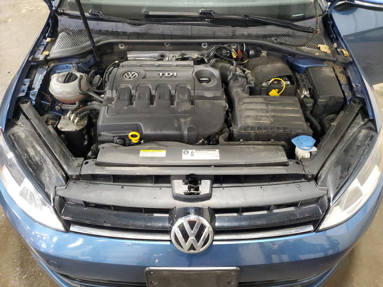 2015 Volkswagen Golf - Image 13