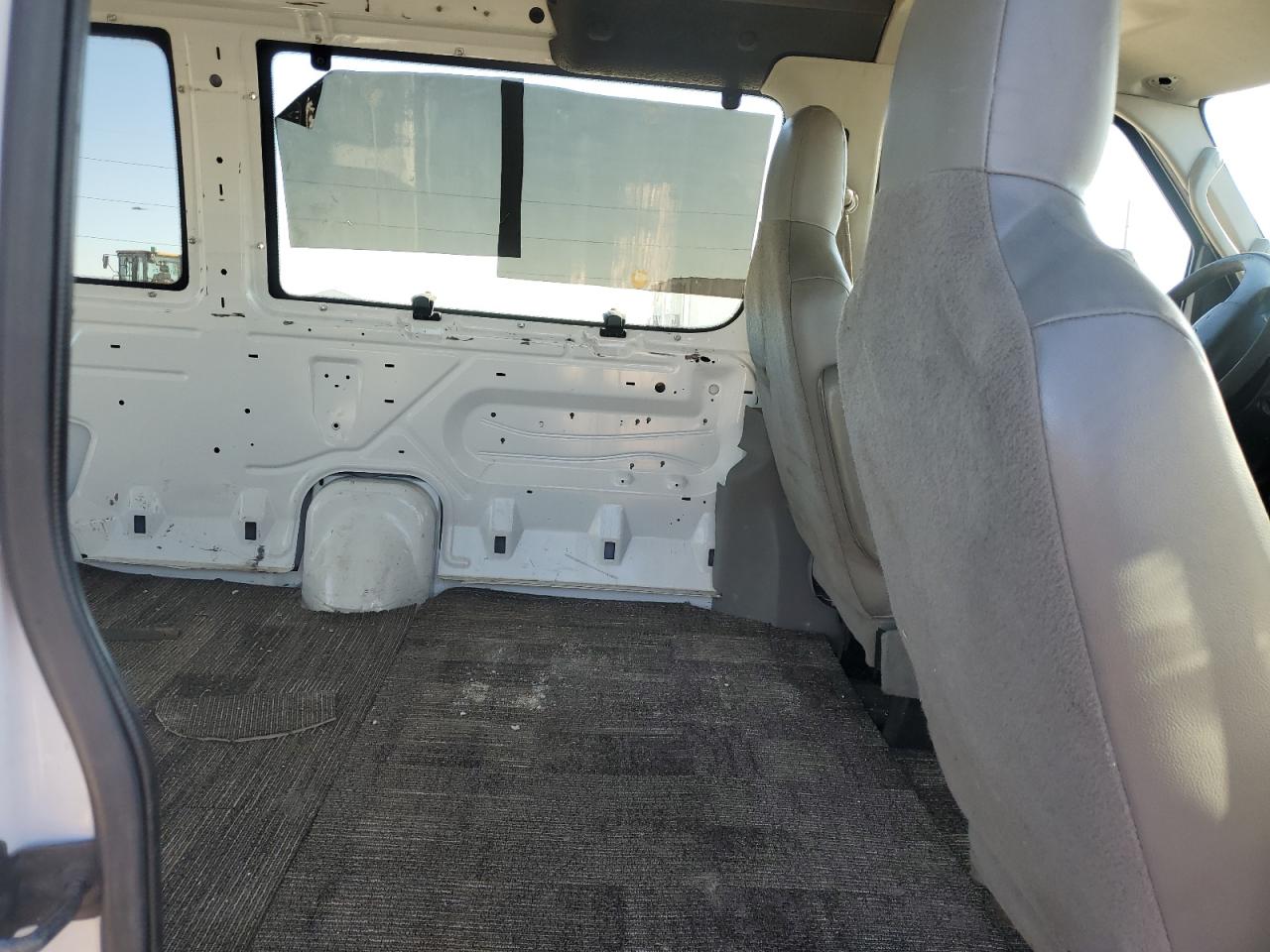 2012 Ford Econoline - Image 11