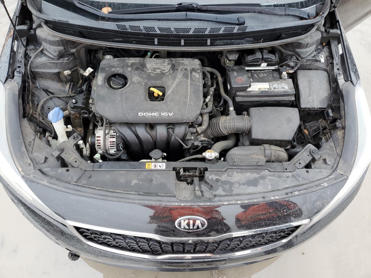2017 Kia Forte - Image 11