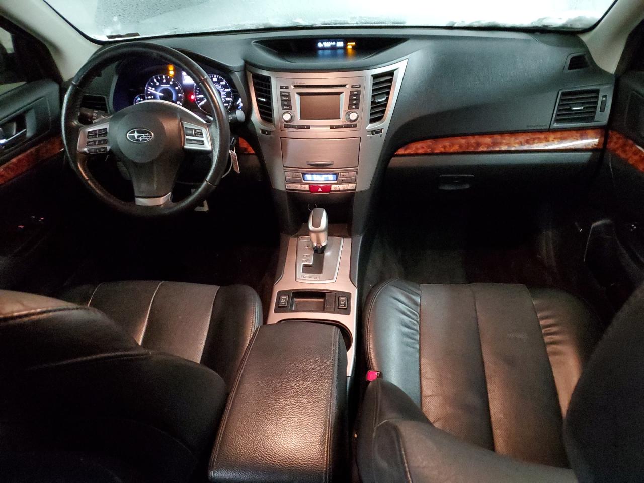 2012 Subaru Outback - Image 8