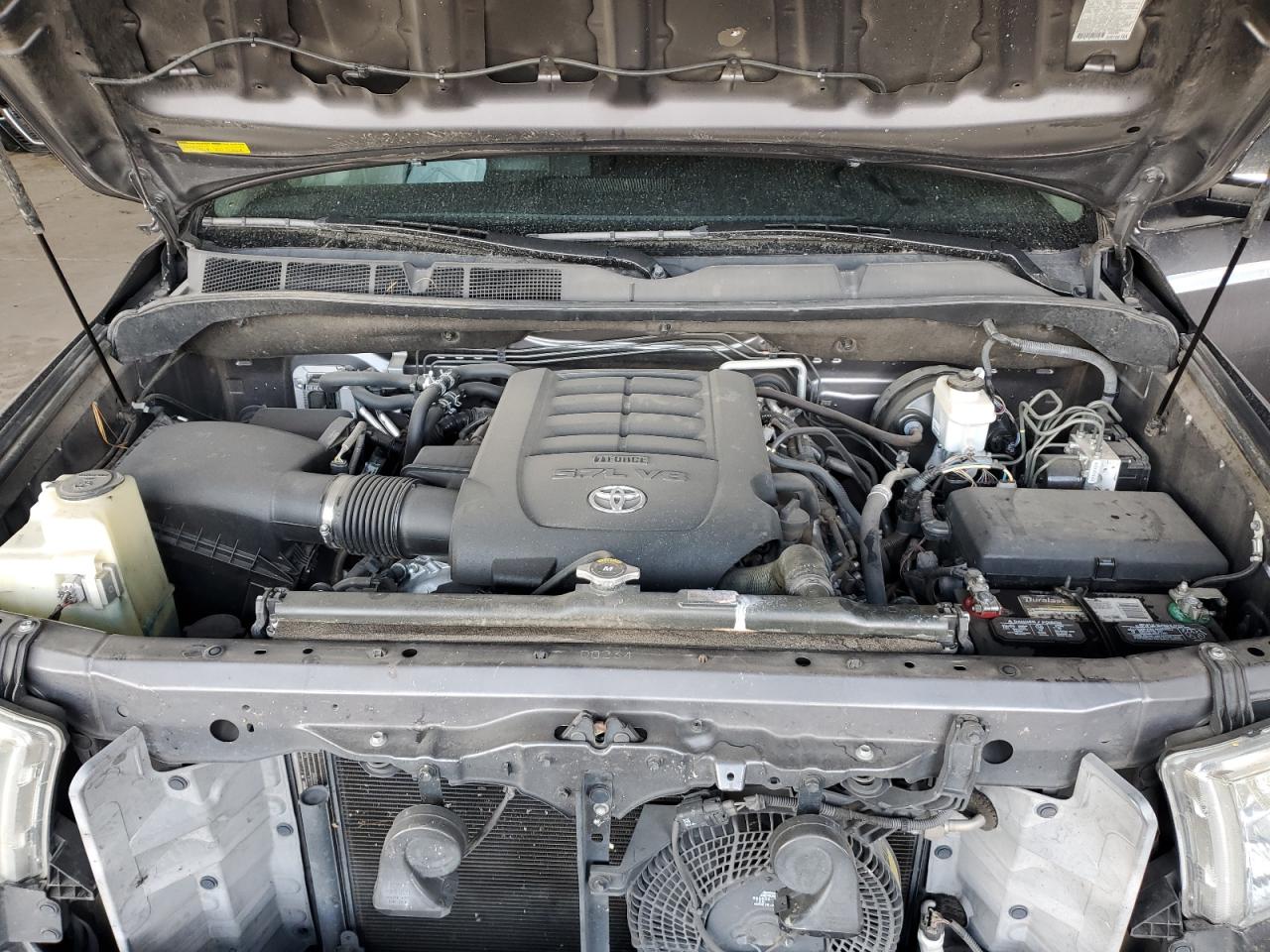 2014 Toyota Sequoia - Image 12