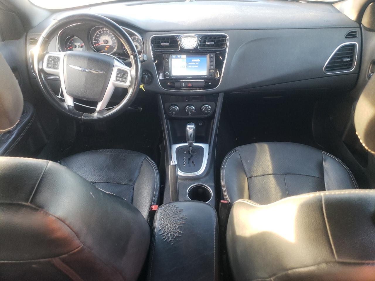 2012 Chrysler 200 - Image 8