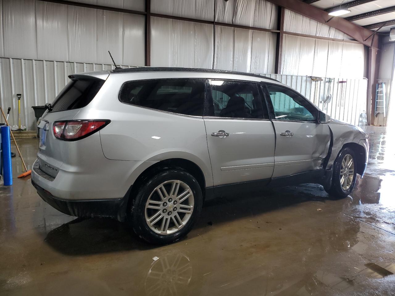 2014 Chevrolet Traverse - Image 3