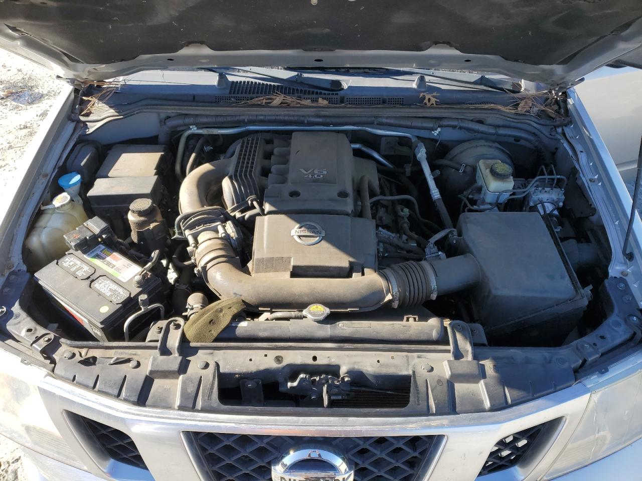 2014 Nissan Navara (Frontier) - Image 11