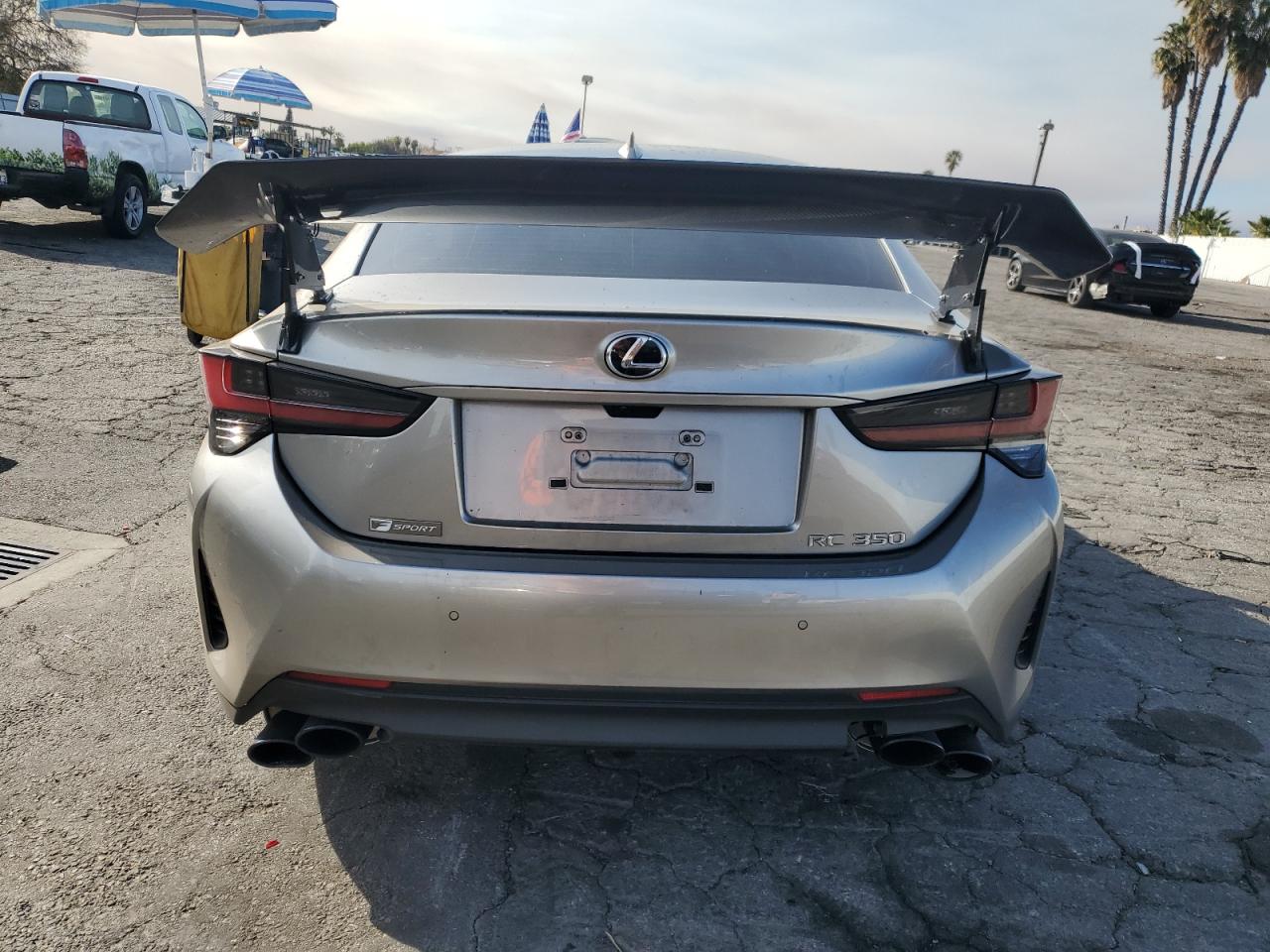 2019 Lexus RX - Image 6