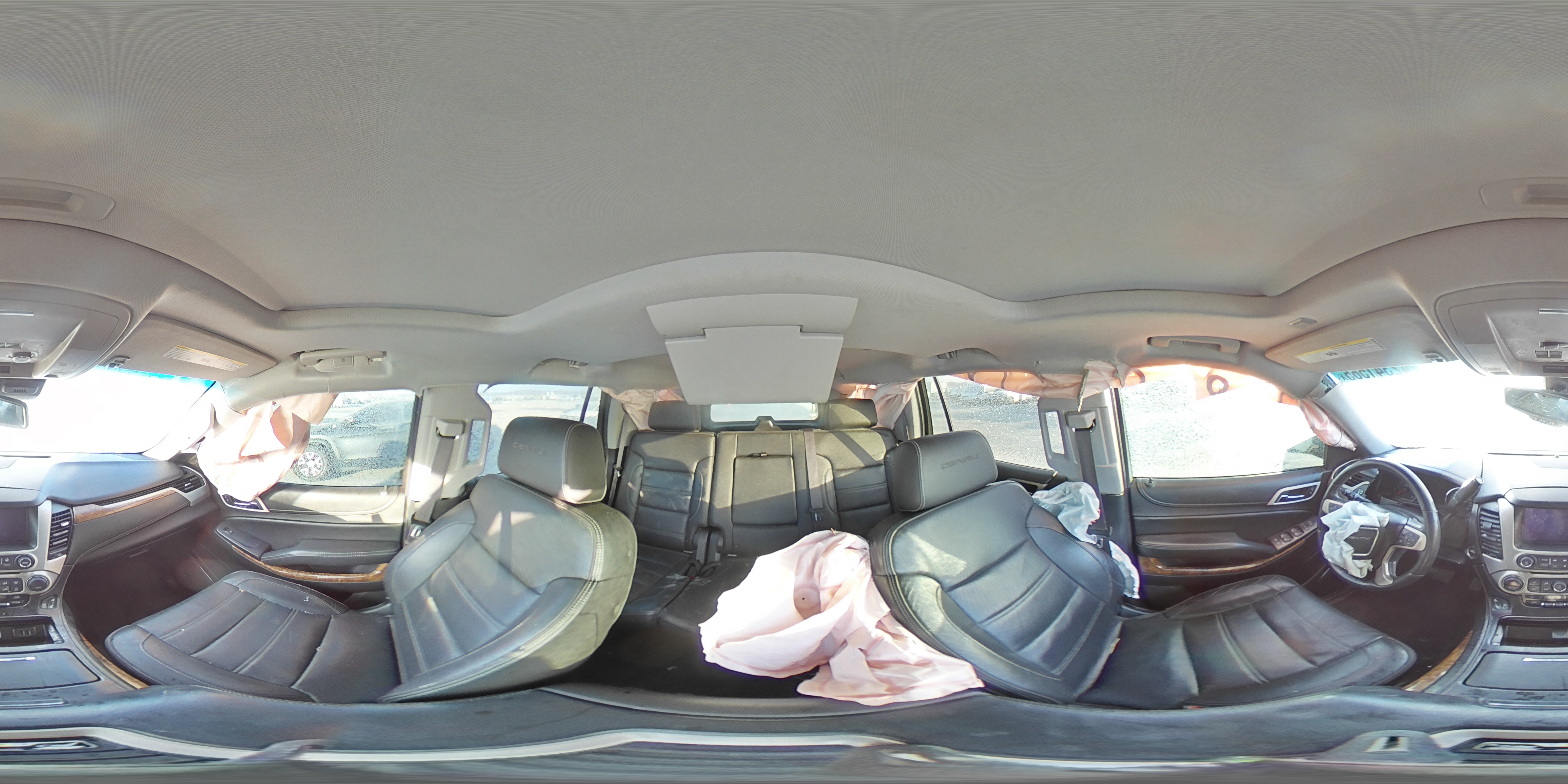 2015 GMC Yukon - Image 14