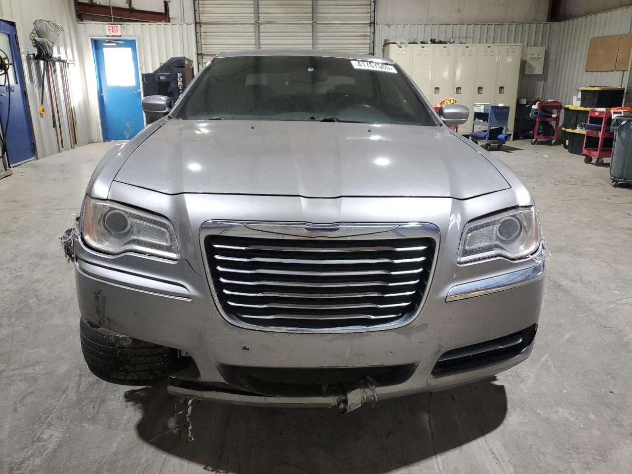 2014 Chrysler 300 - Image 5