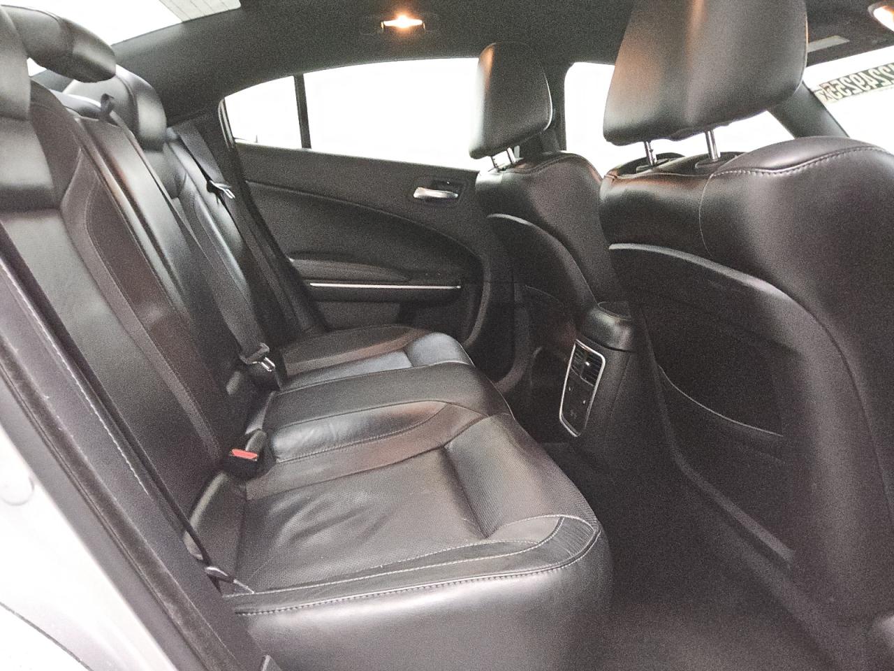 2021 Dodge Charger - Image 10