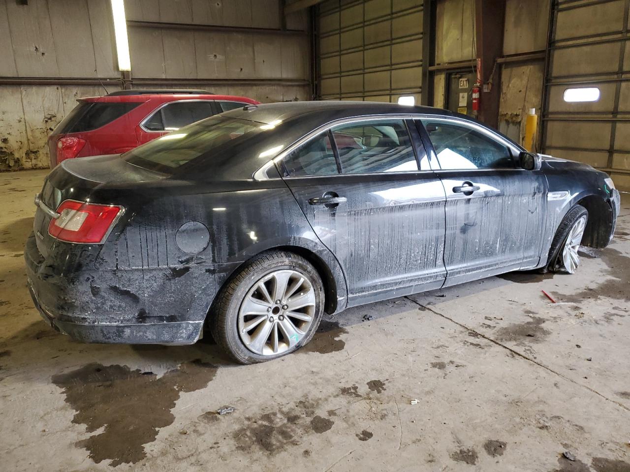 2011 Ford Taurus - Image 3