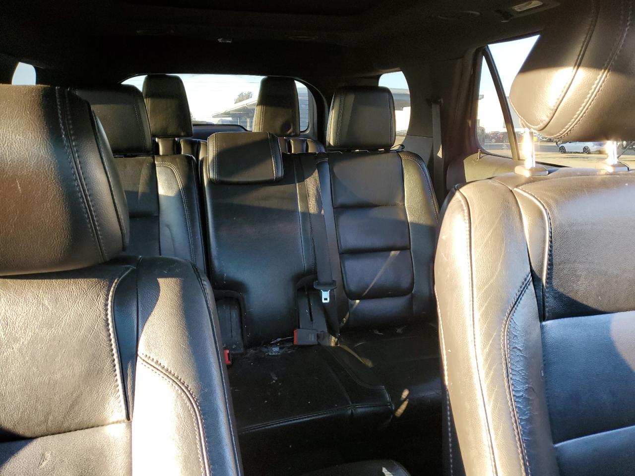 2012 Ford Explorer - Image 10