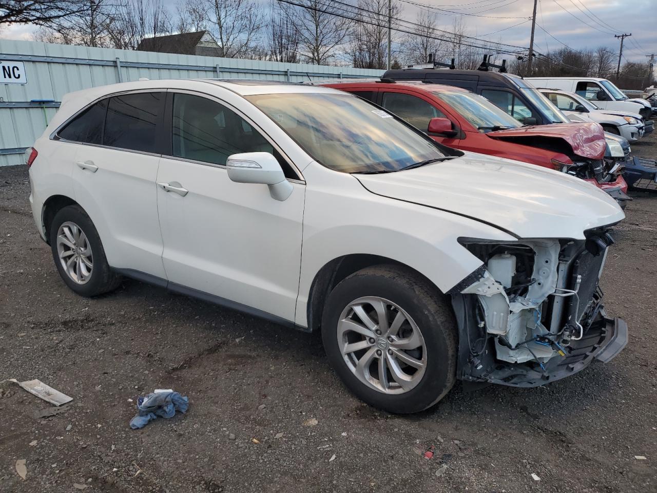 VIN 5J8TB4H55GL009527 2016 ACURA RDX no.4