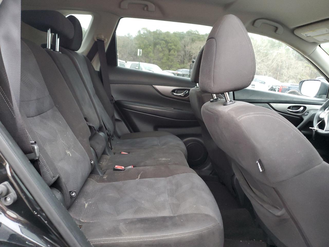 2016 Nissan Rogue - Image 11