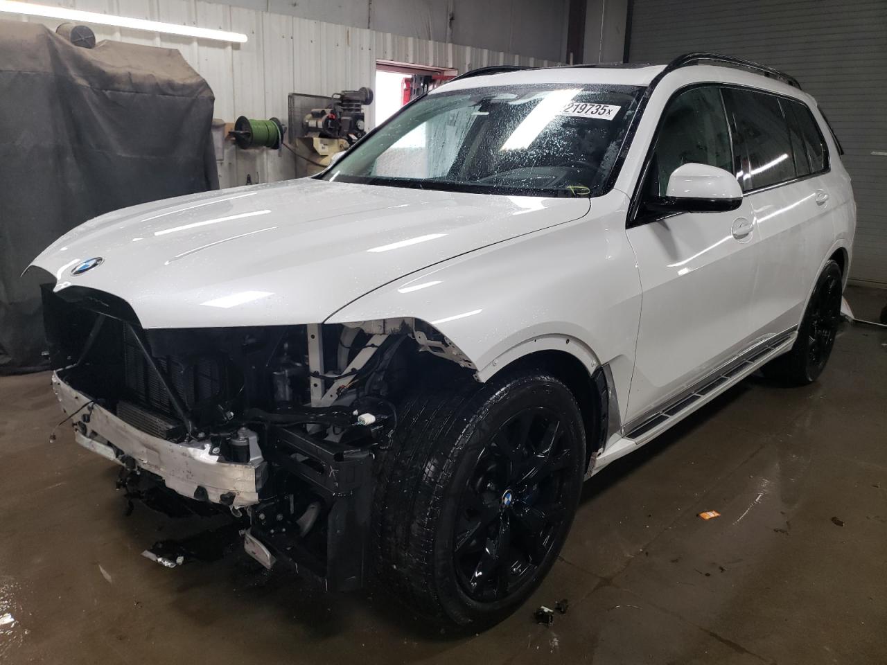 2021 BMW X7 - Image 1