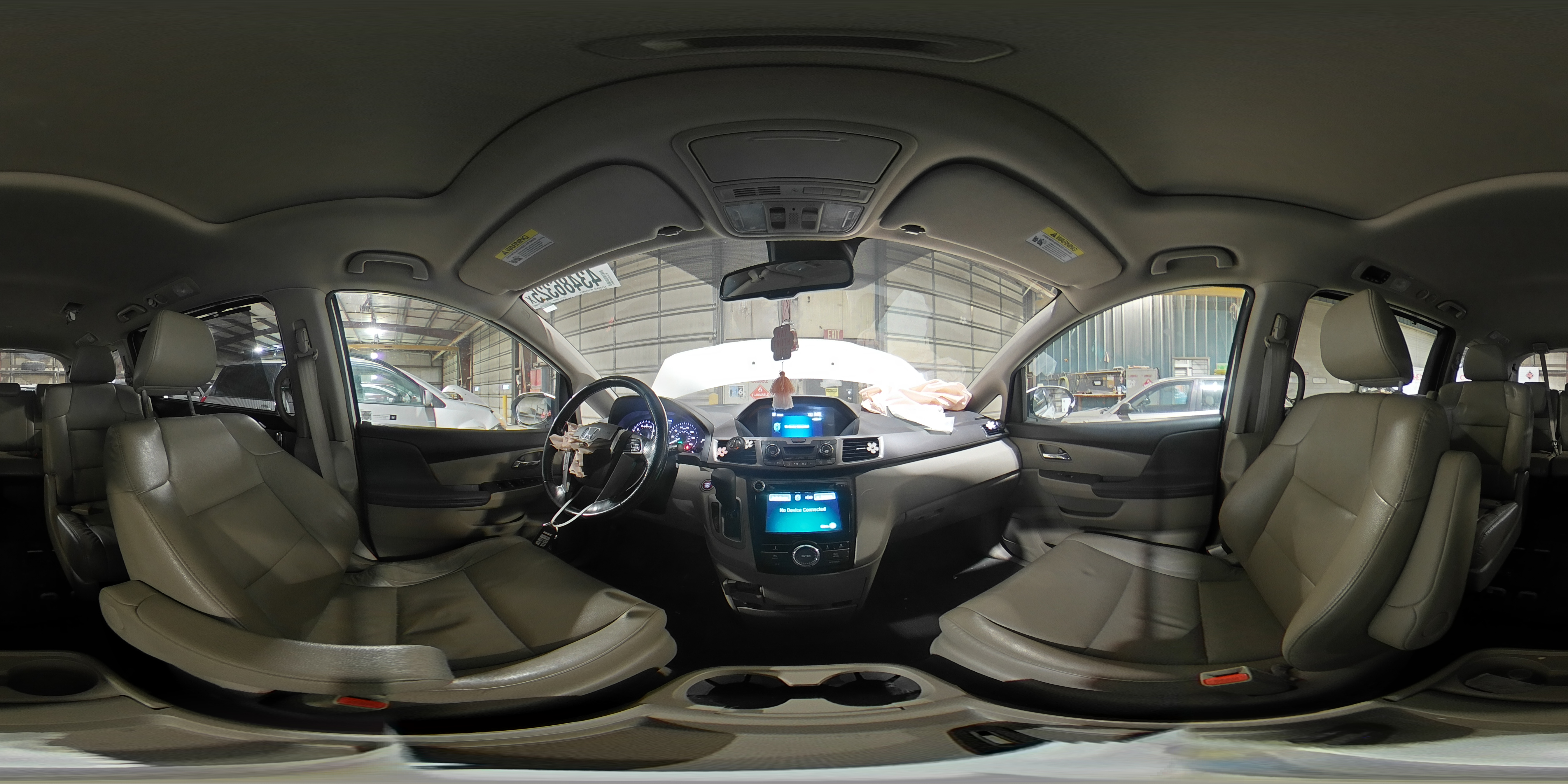 2017 Honda Odyssey - Image 14
