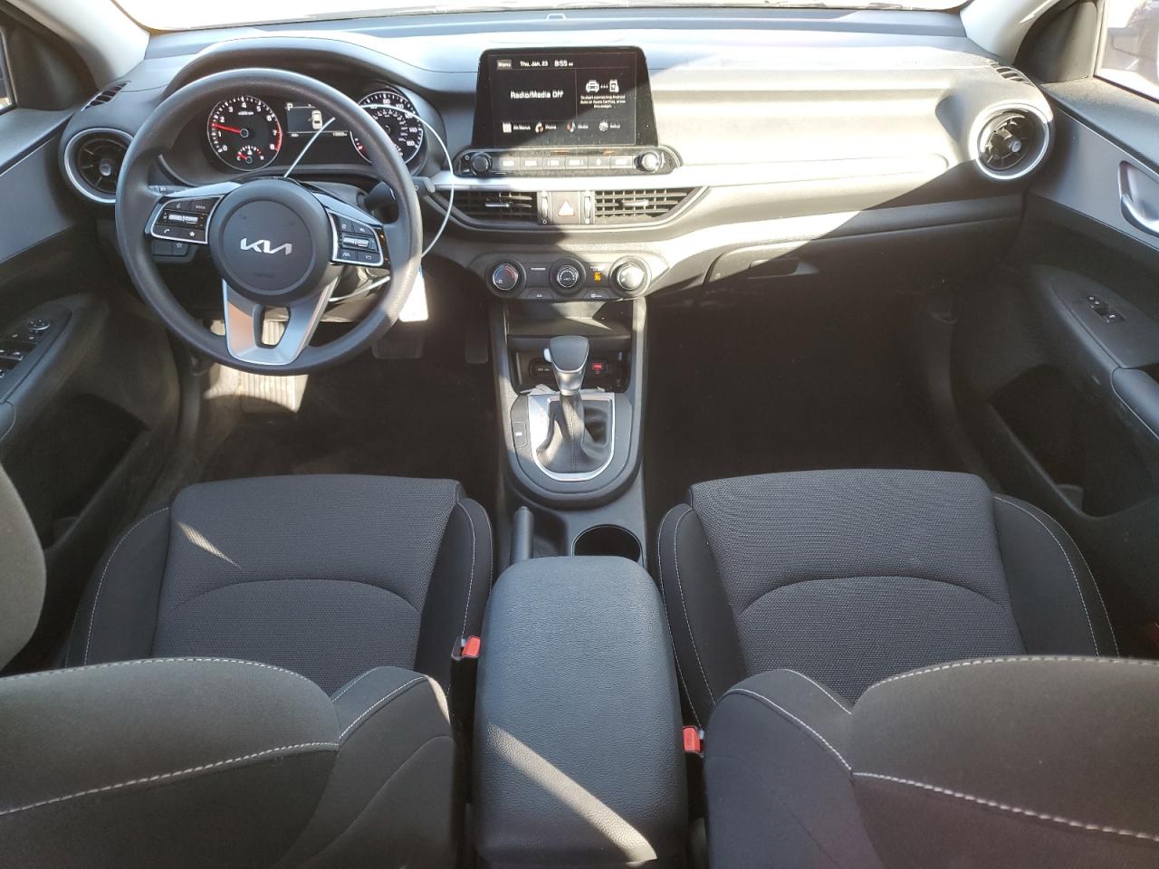 2024 Kia Forte - Image 8