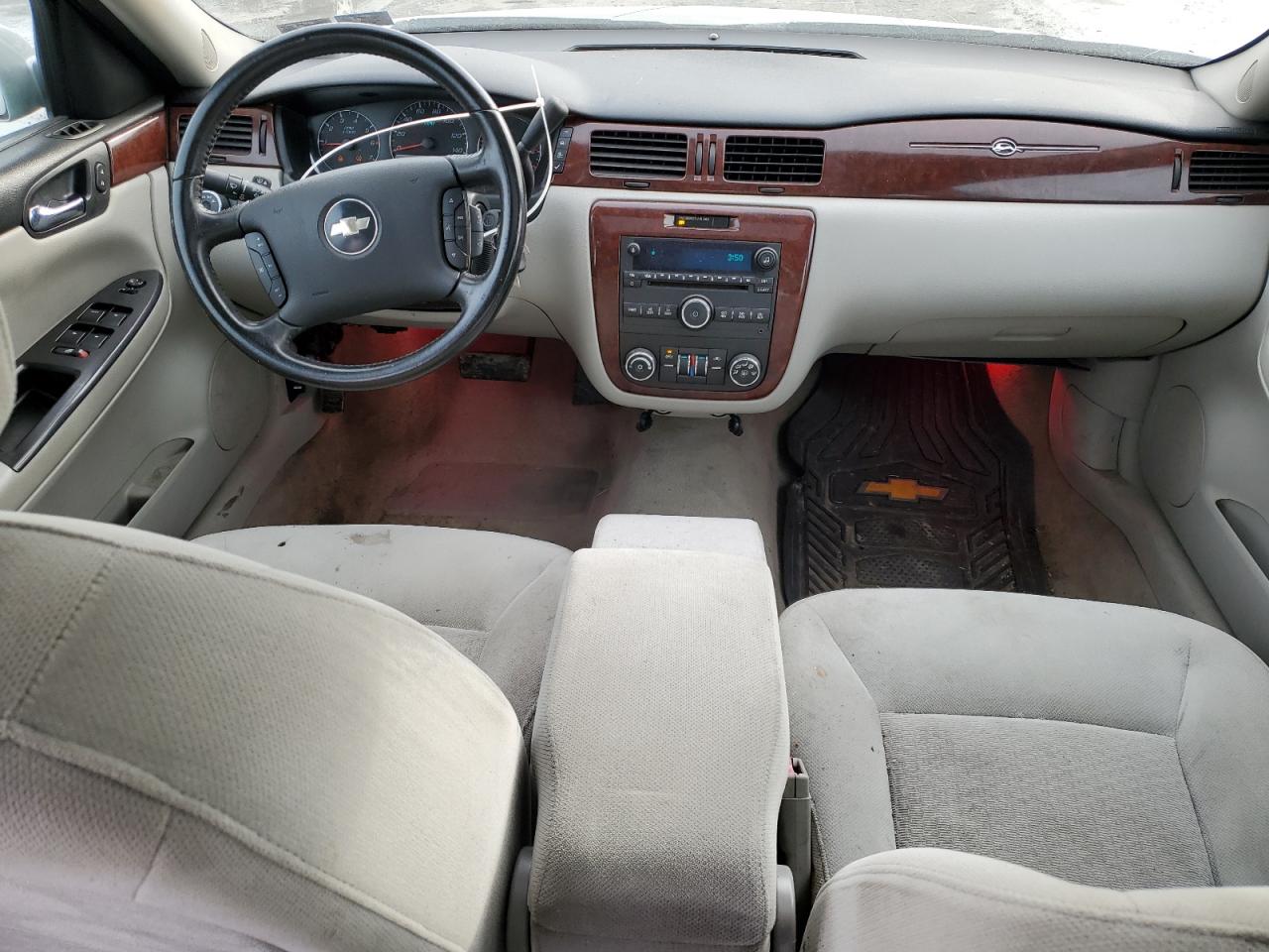 2007 Chevrolet Impala - Image 8