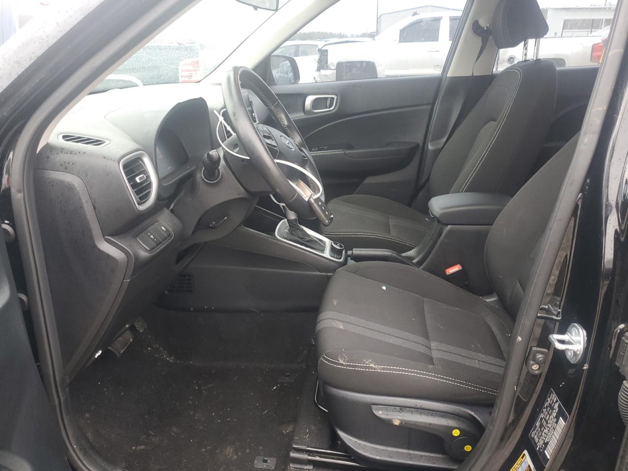 2023 Hyundai Venue - Image 7