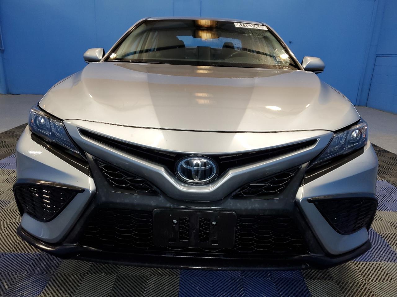 2022 Toyota Camry - Image 5