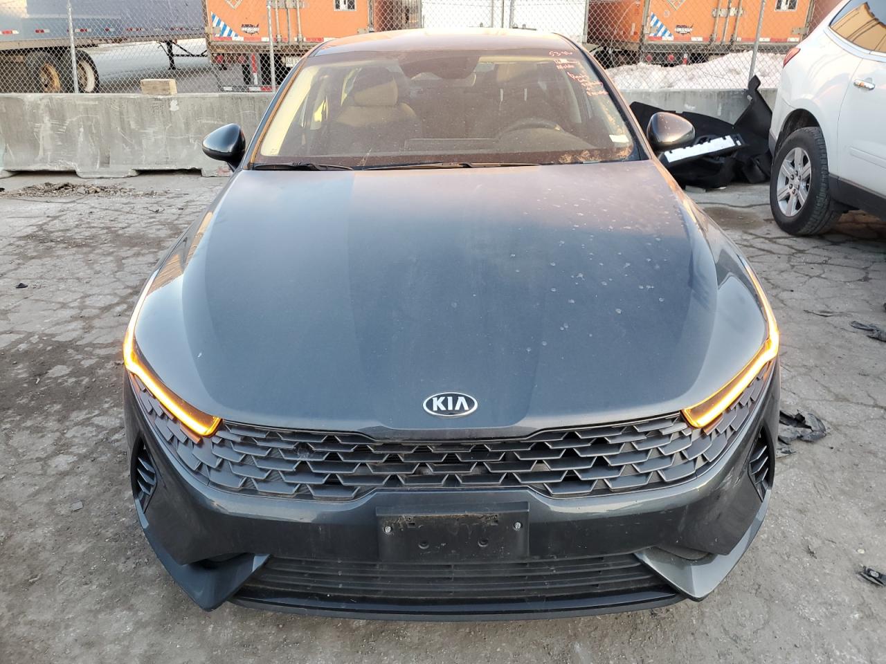 2021 Kia K5 - Image 5