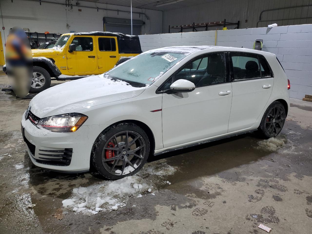 2017 Volkswagen GTI - Image 1