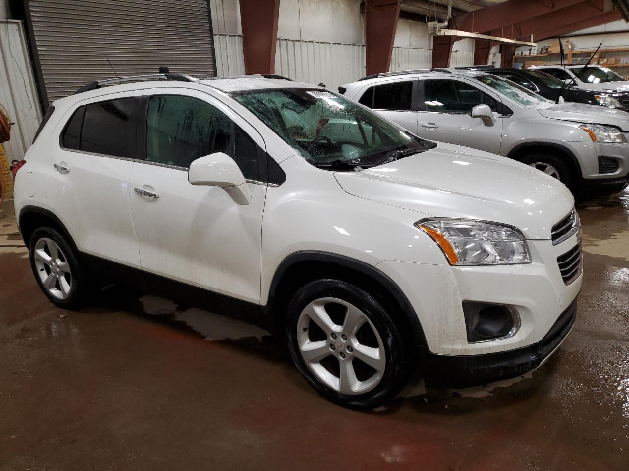 VIN KL7CJTSB2FB064867 2015 CHEVROLET TRAX no.4