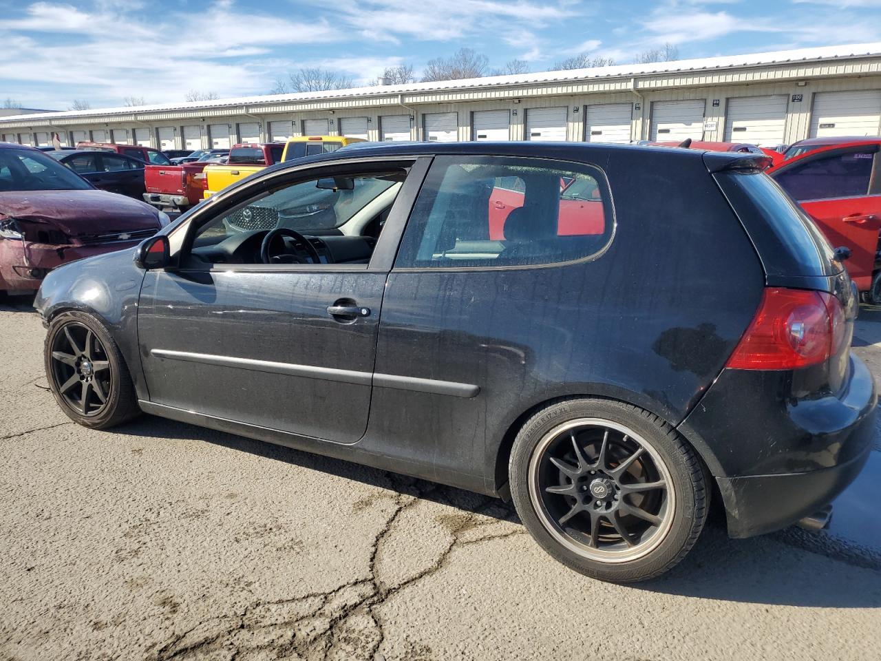 2006 Volkswagen Golf - Image 2