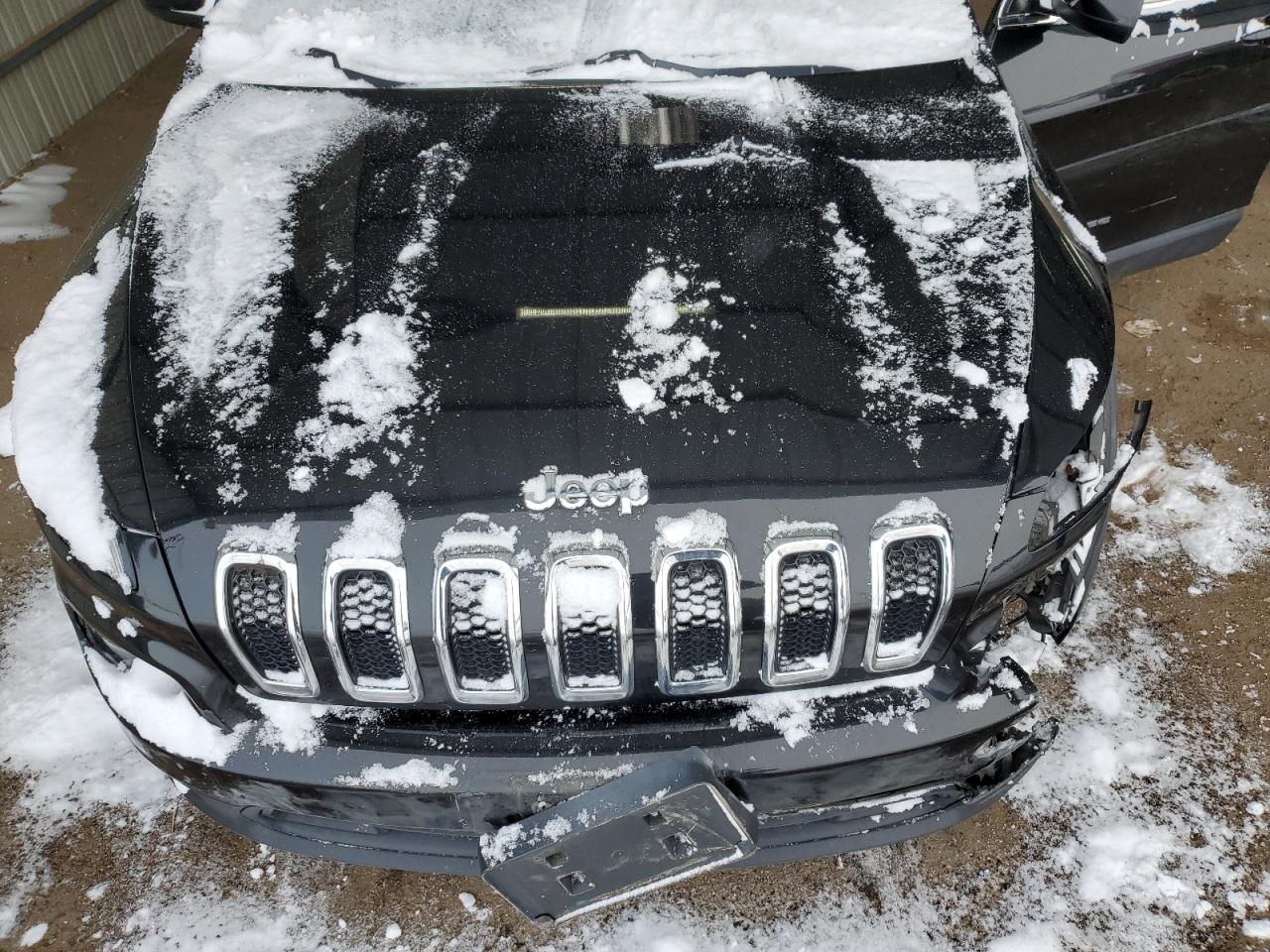 2015 Jeep Grand Cherokee - Image 13