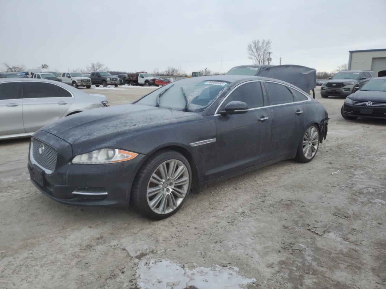 2013 Jaguar Xj for Sale in Kansas City, KS - Rear End