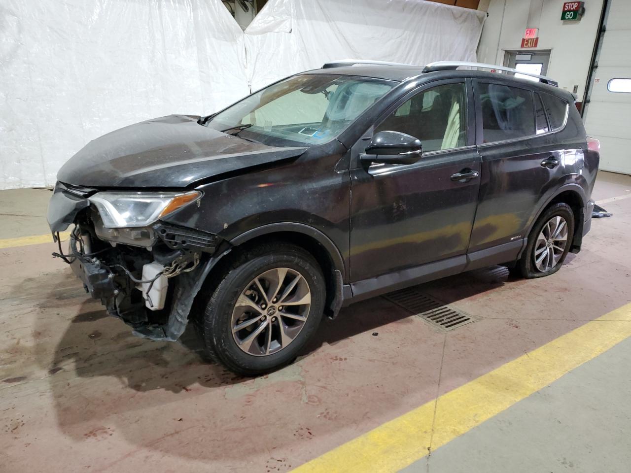 2018 Toyota RAV 4 - Image 1