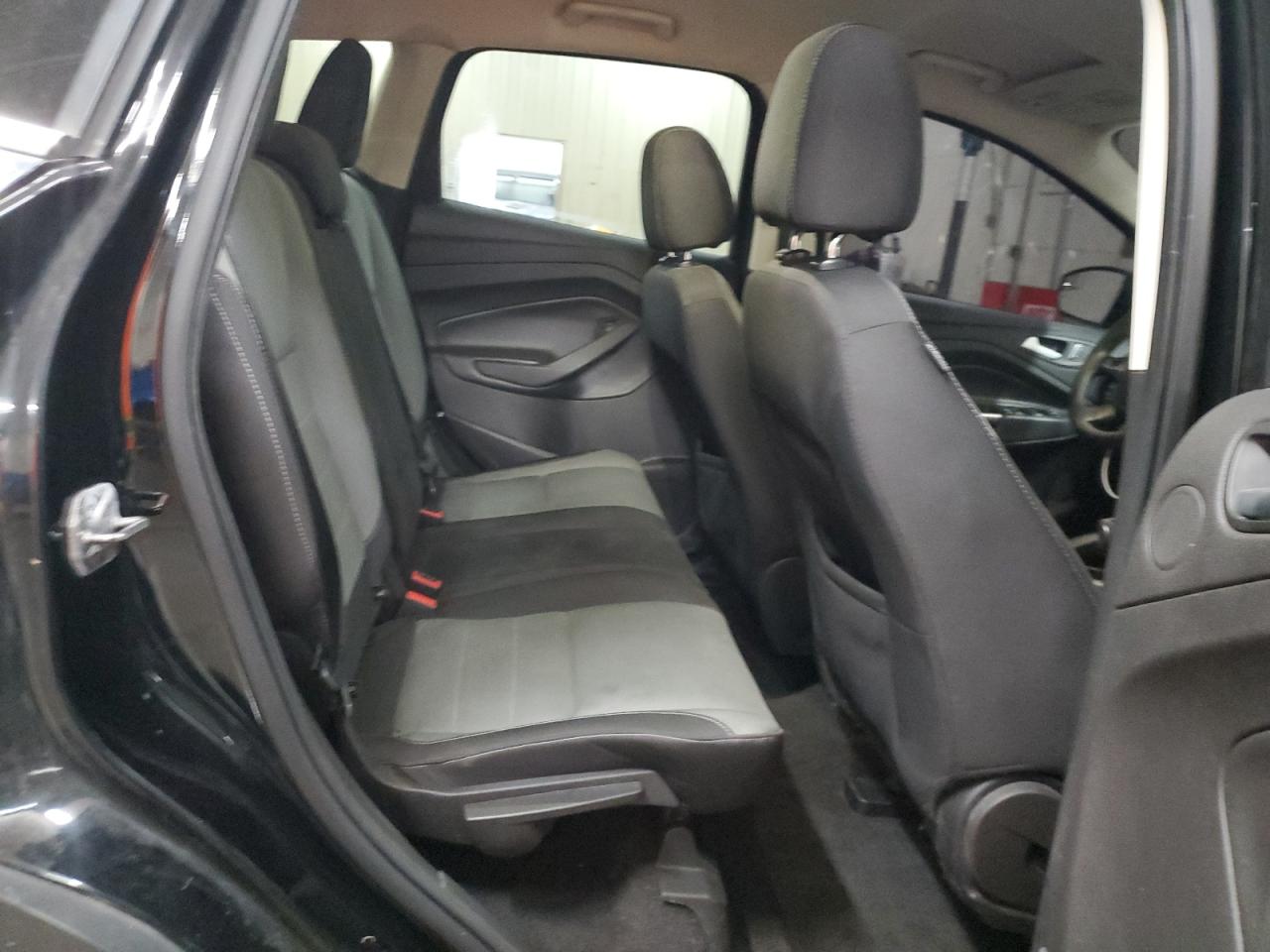 2016 Ford Escape - Image 11
