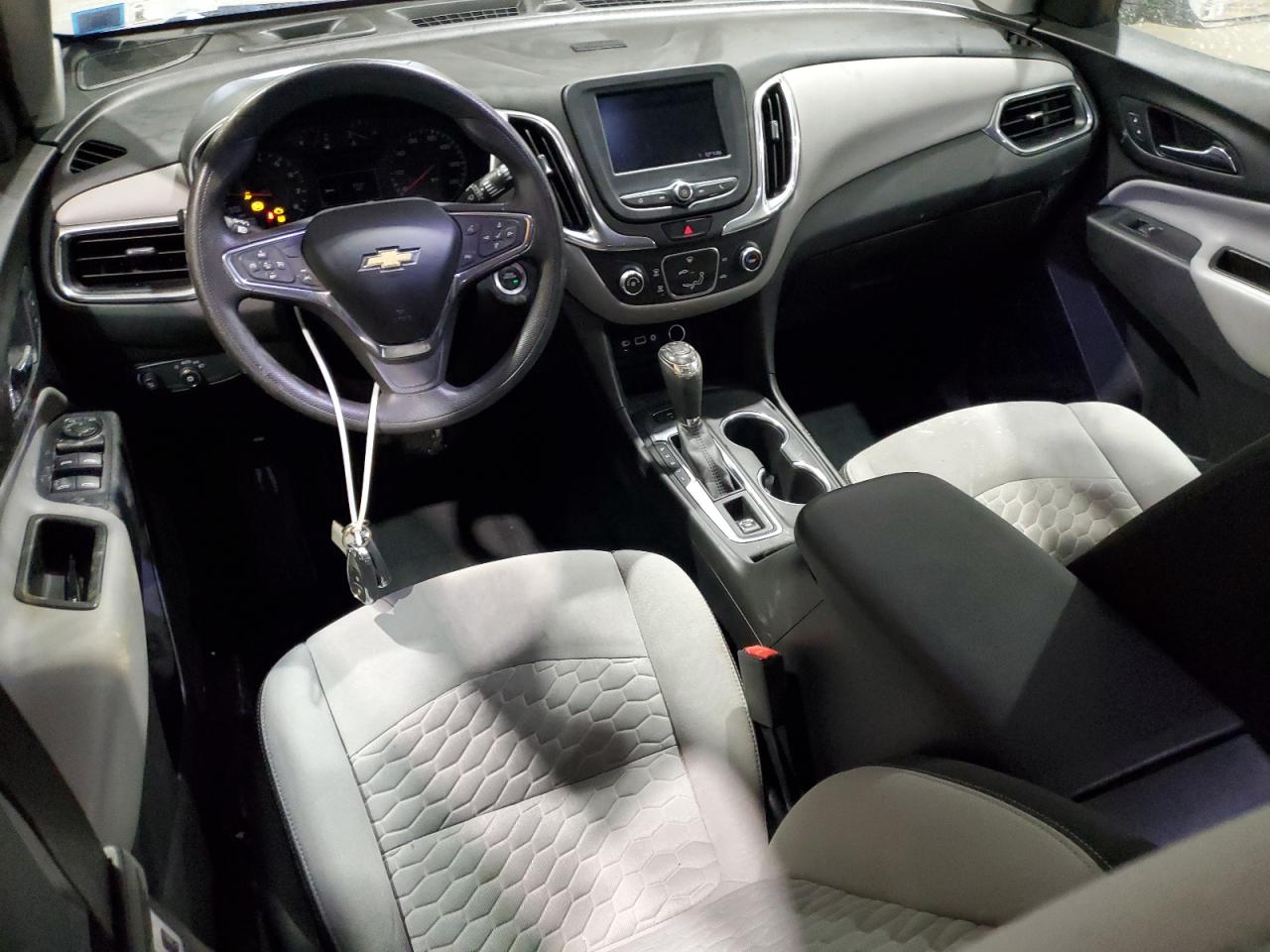 2020 Chevrolet Equinox - Image 8
