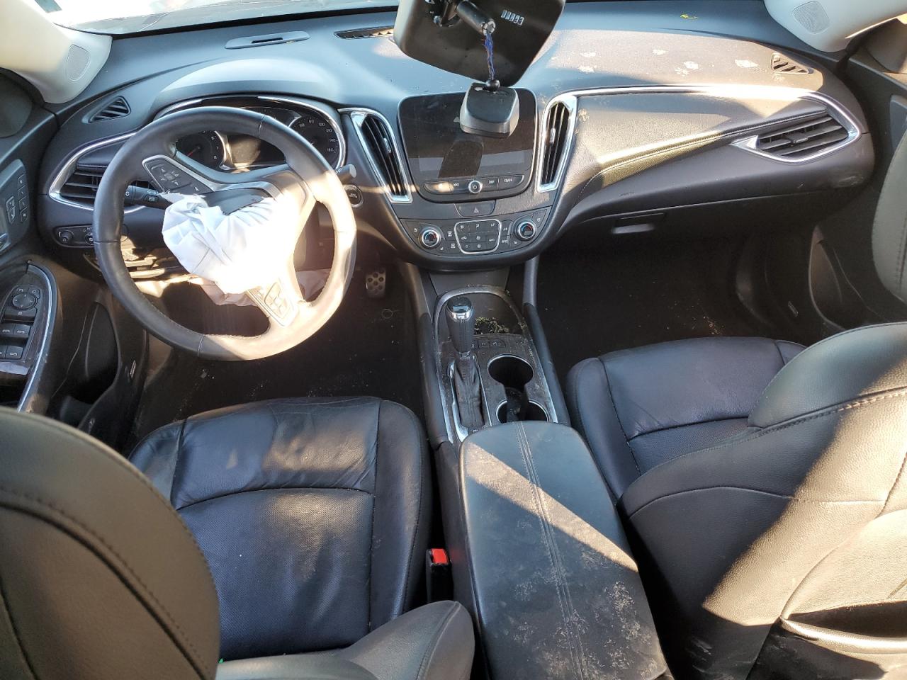 2018 Chevrolet Malibu - Image 8