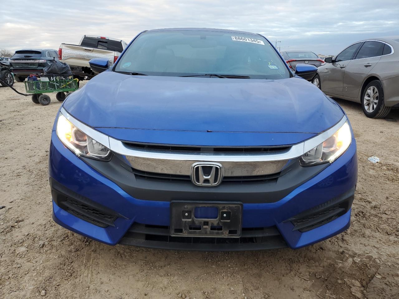 2017 Honda Civic - Image 5