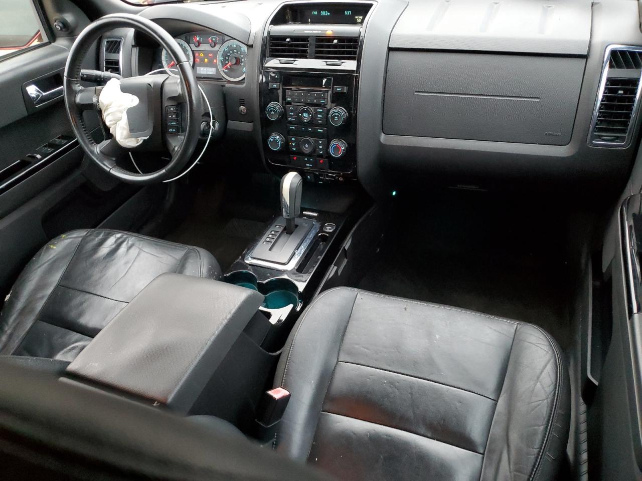 2010 Ford Escape - Image 8