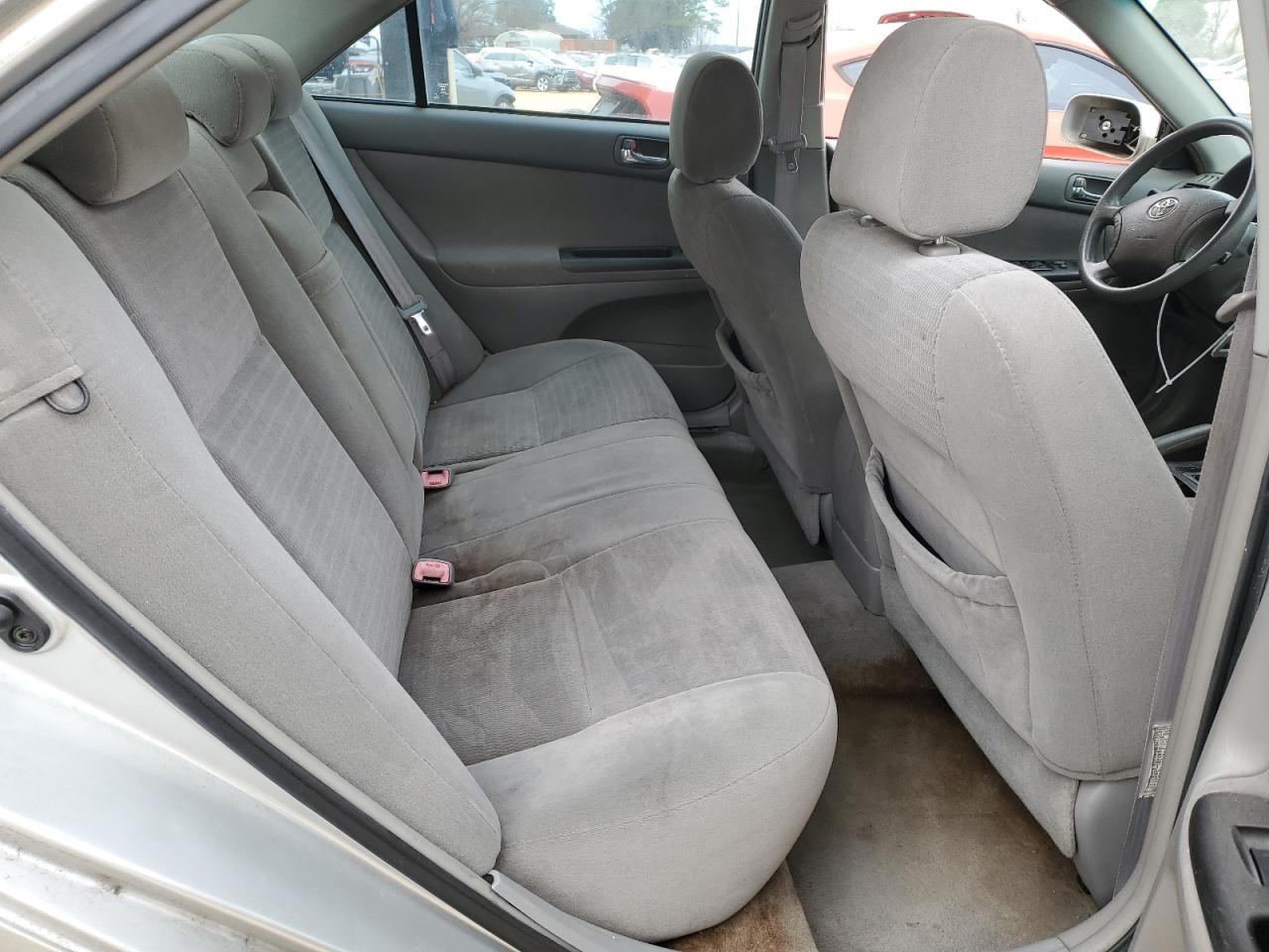 2005 Toyota Camry - Image 10
