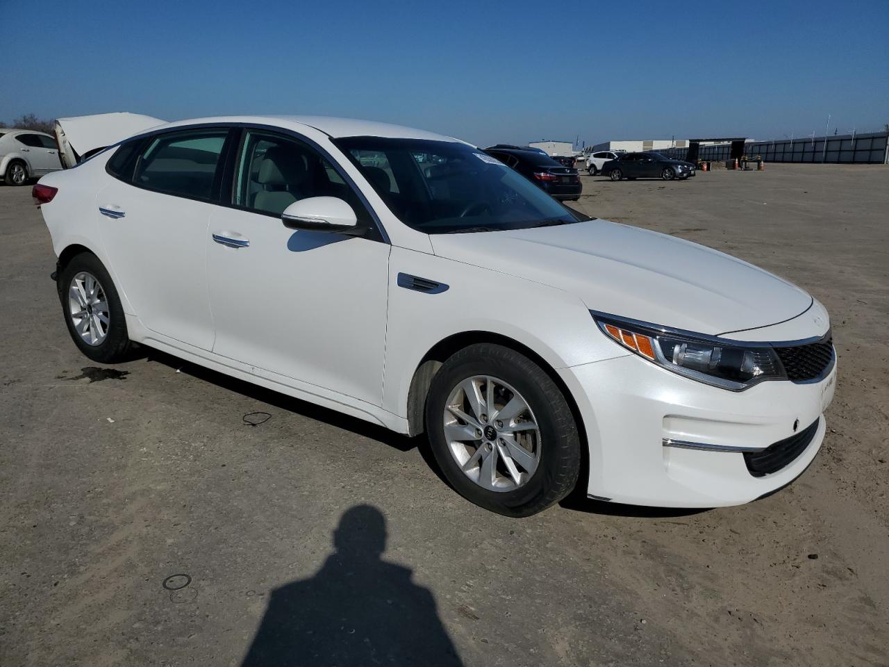2016 Kia Optima - Image 4