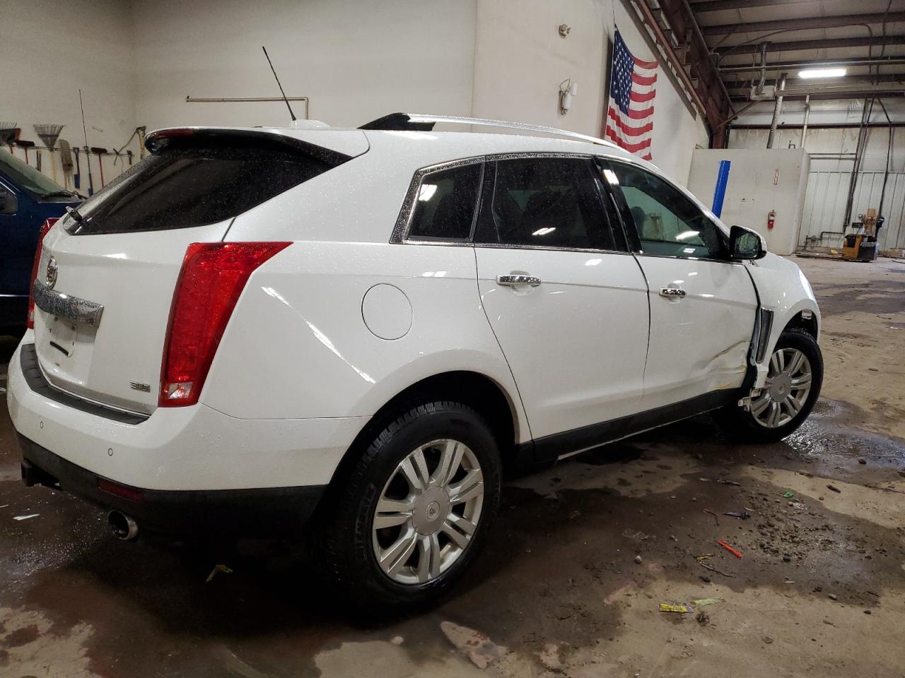 2016 Cadillac SRX - Image 3