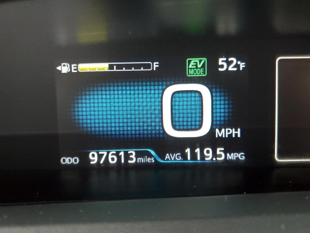 2020 Toyota Prius - Image 9