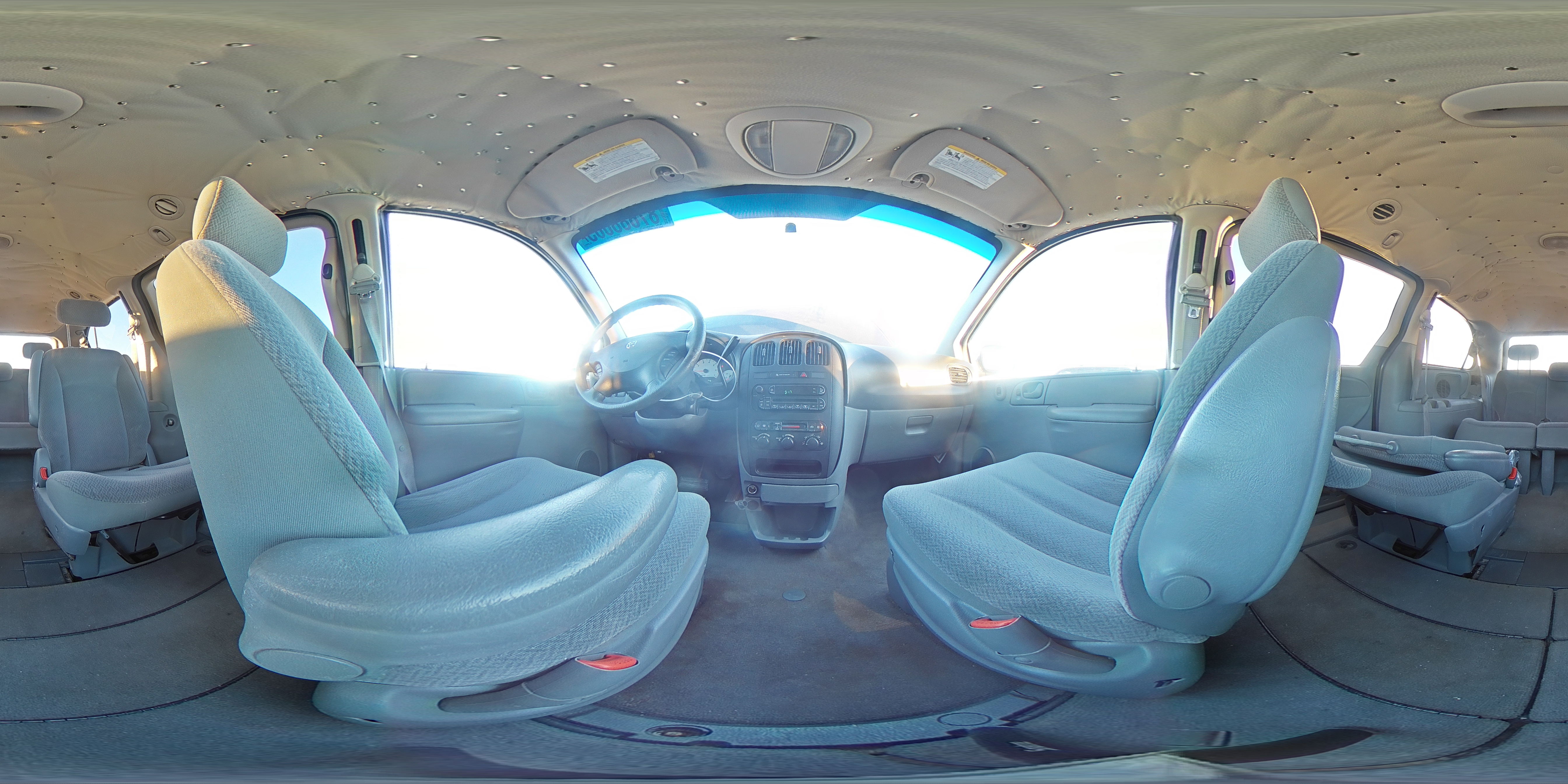 2006 Dodge Caravan - Image 13