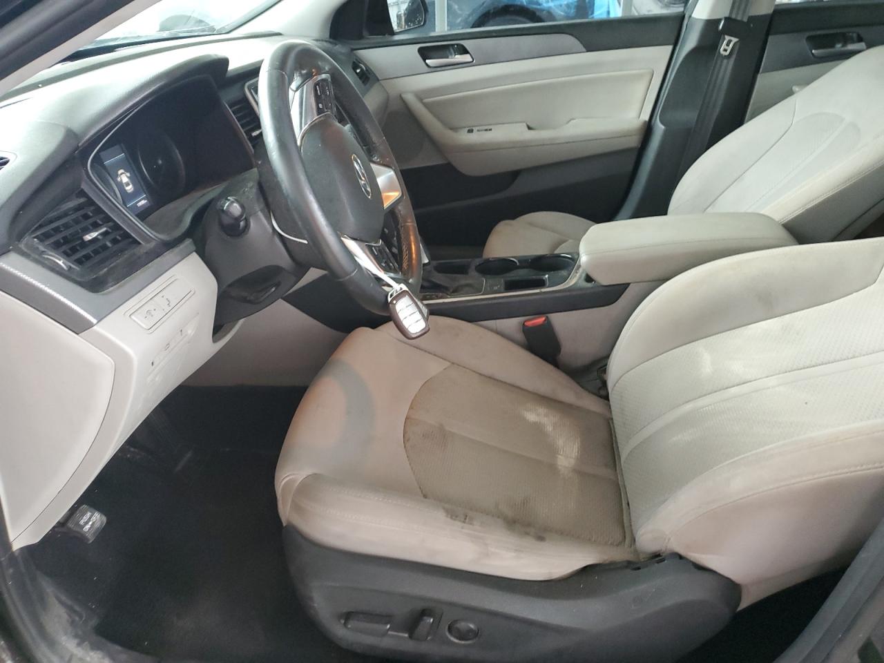 2018 Hyundai Sonata - Image 7