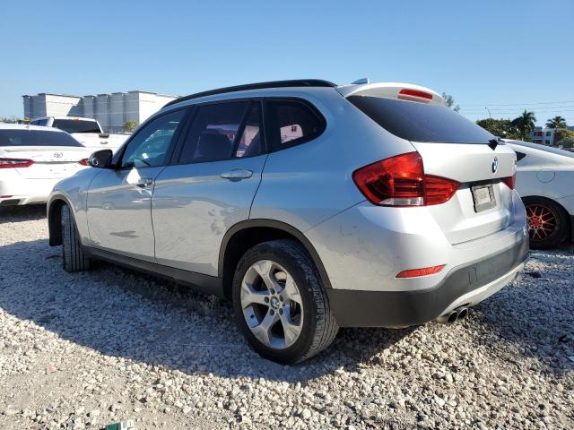 Crossovers BMW X1 2015 Srebrny