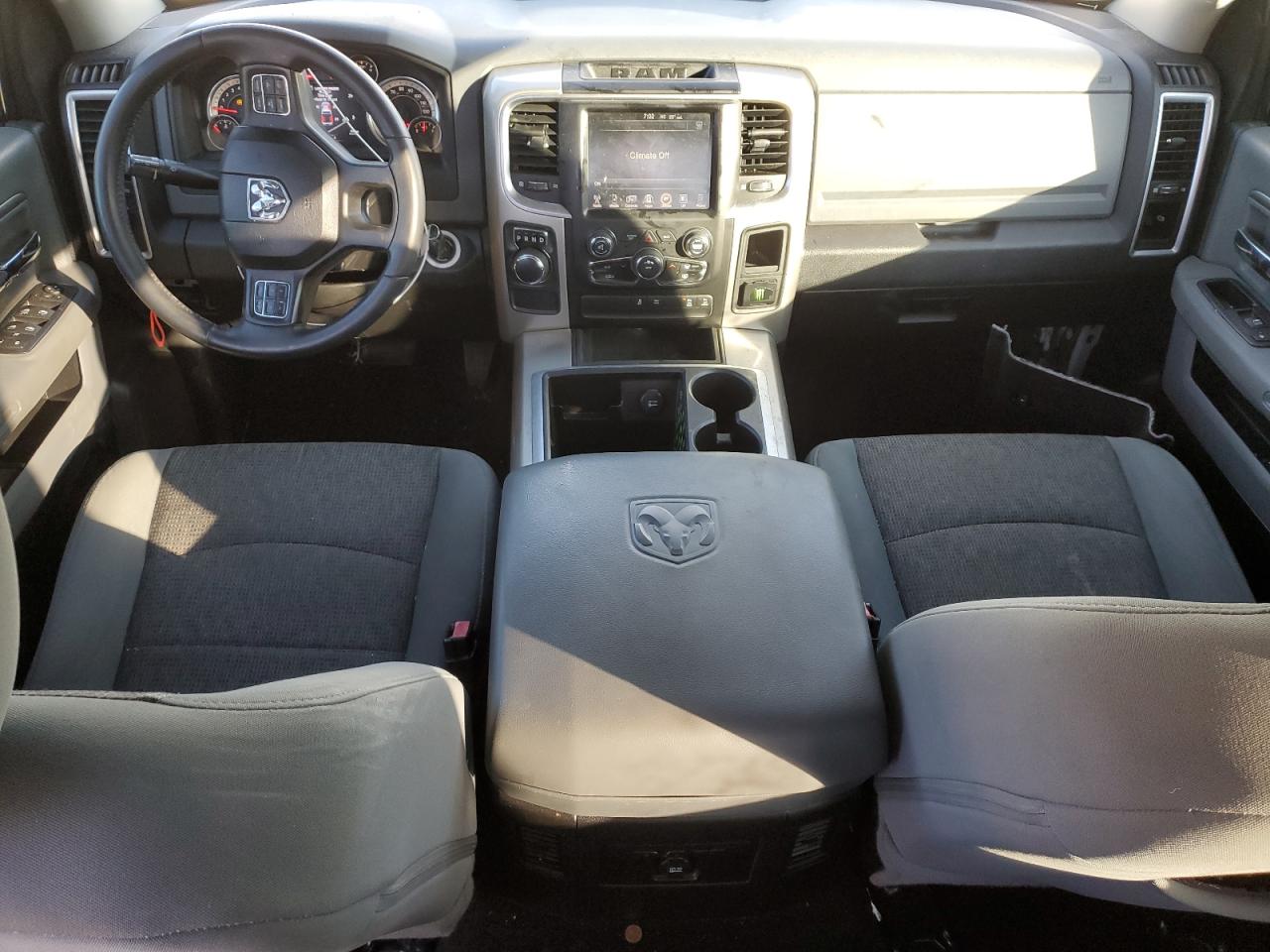 2015 RAM 1500 - Image 8