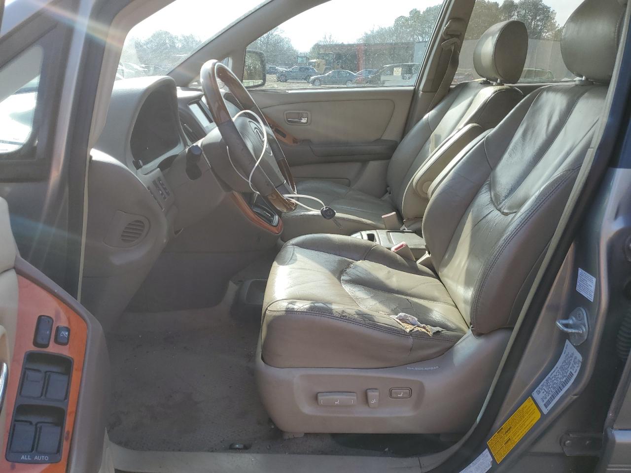 2003 Lexus RX - Image 7