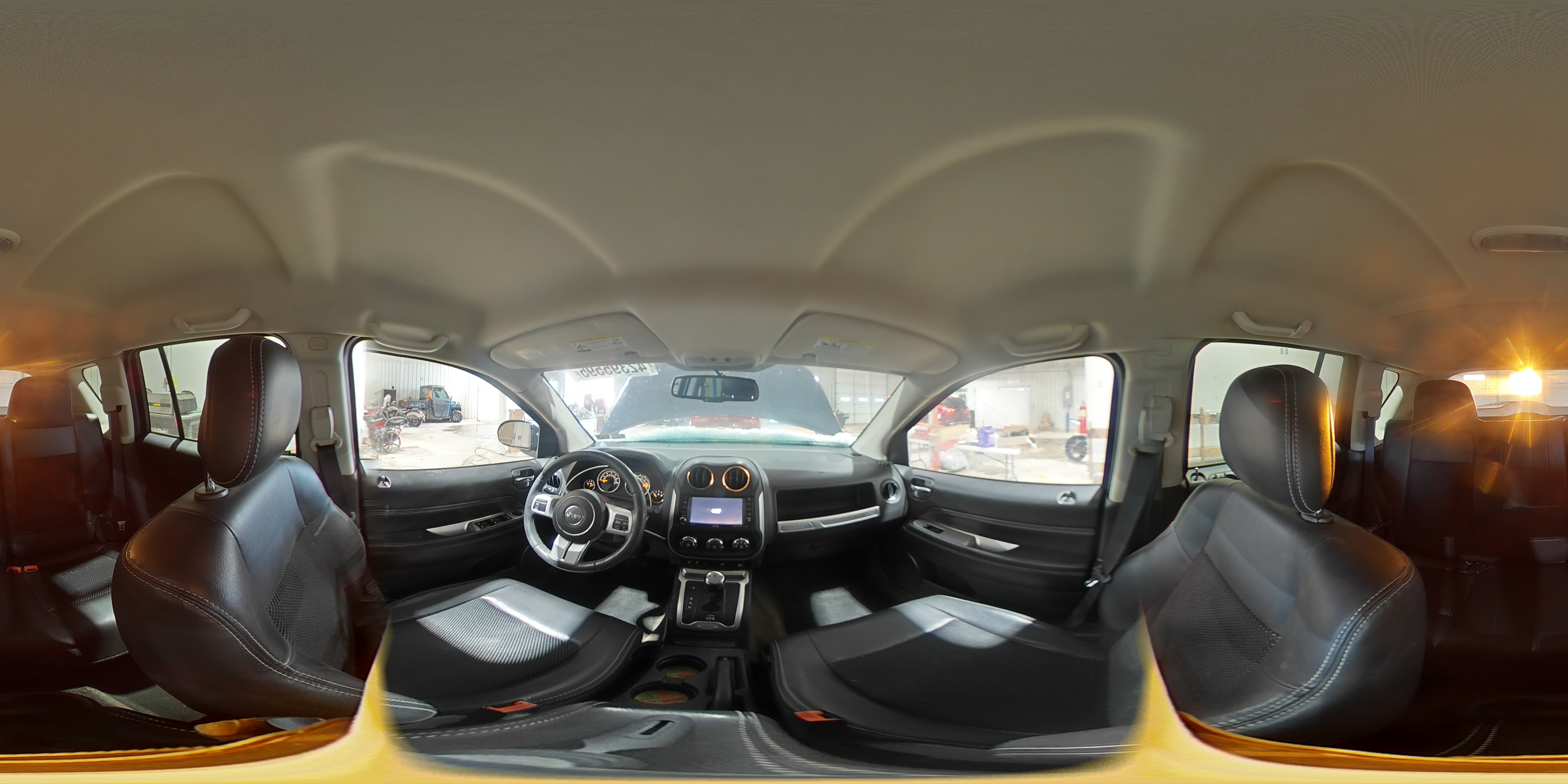 2015 Jeep Compass - Image 15