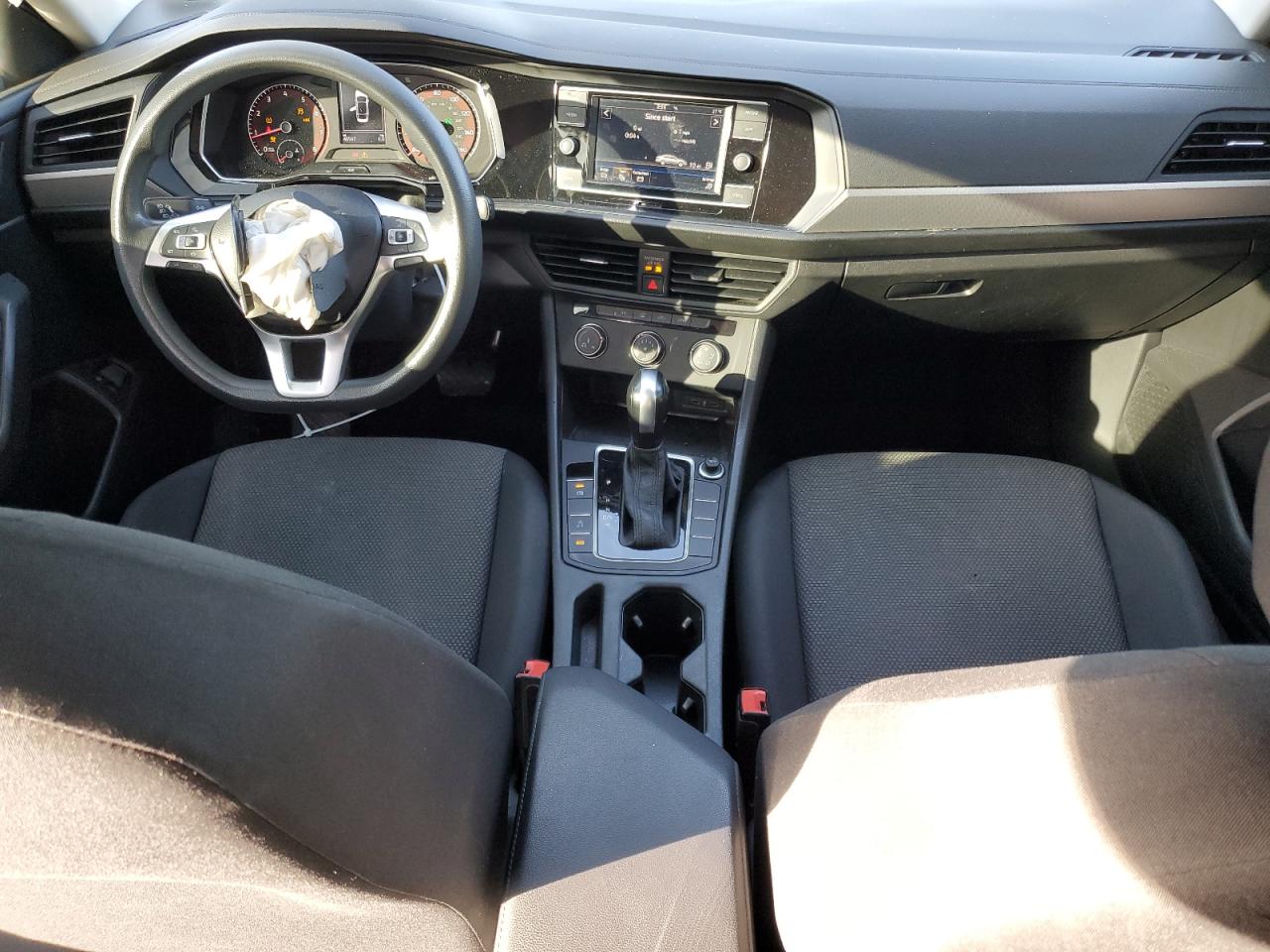 2020 Volkswagen Jetta - Image 8