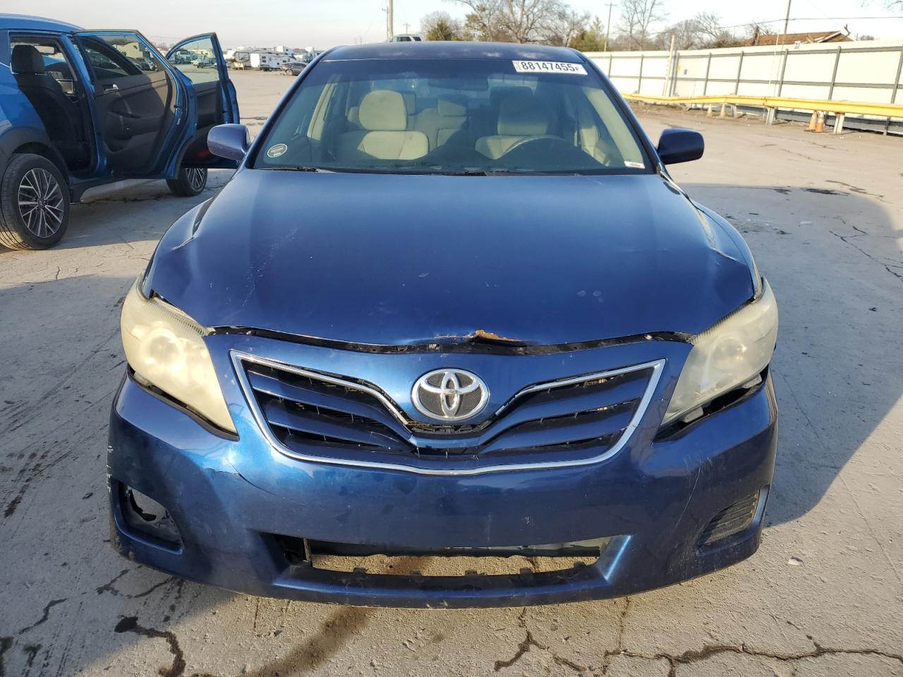 2010 Toyota Camry - Image 5