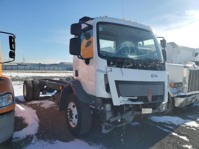 2018 Peterbilt 220 